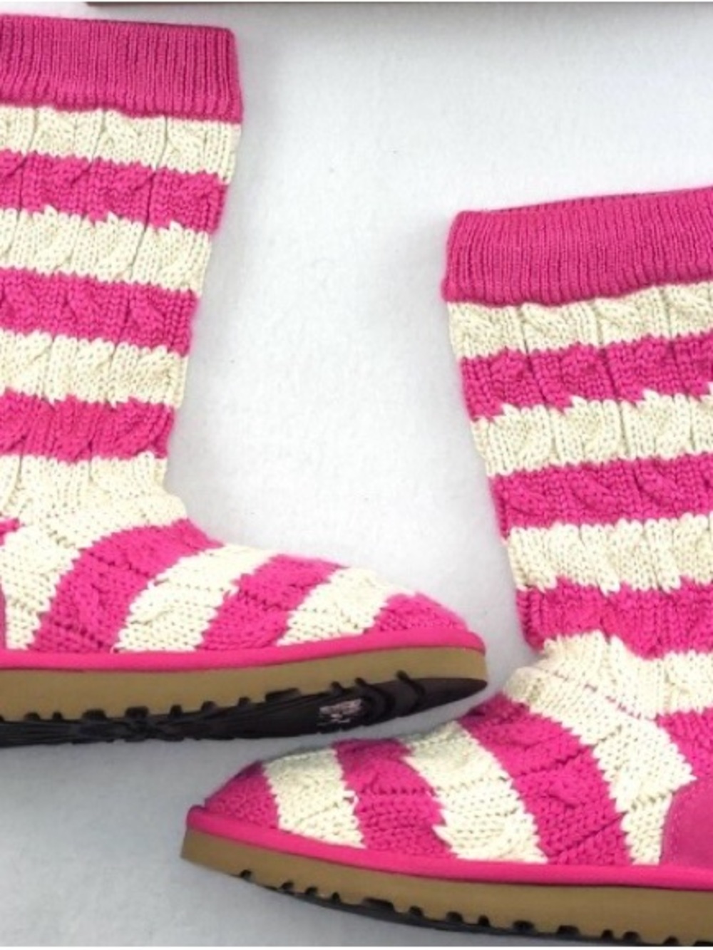 UGG Kids NIB Classic Tall Cable Knit Pink & Cream Sheepskin Striped Boots Size 3